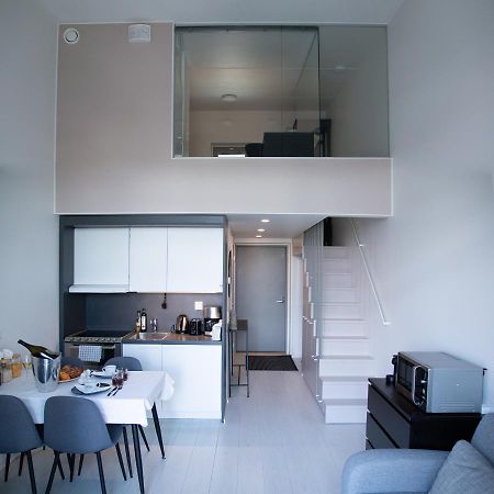 Elegant Penthouse Loft - Near The Airport Apartment Vantaa Exterior photo